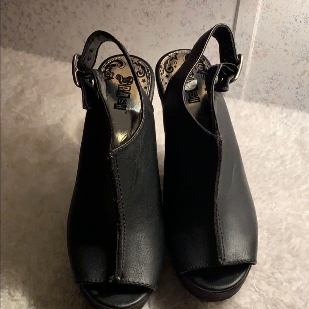 BRASH Wedge Sandals 🌺 - Picture 6 of 8